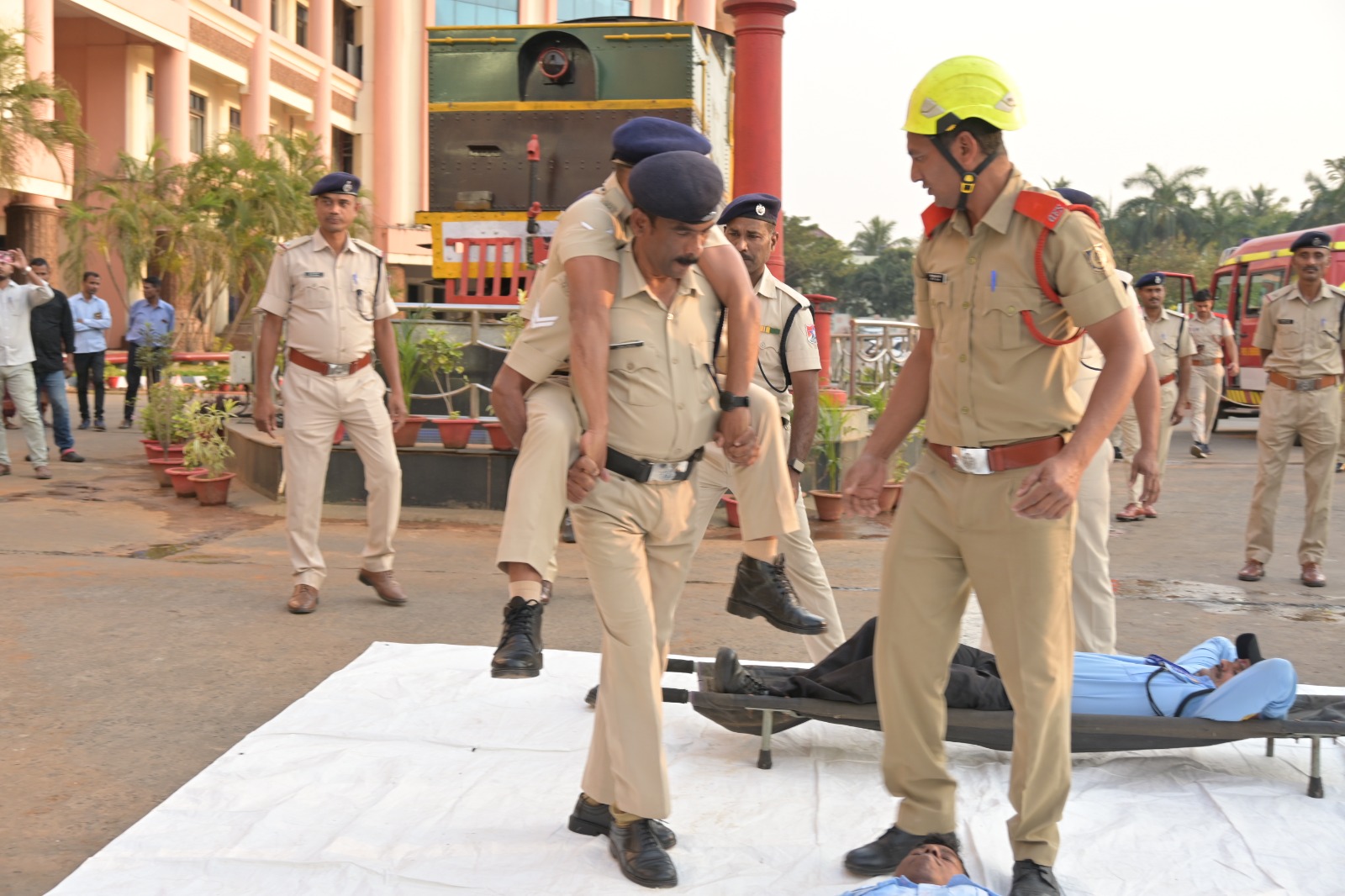 WhatsApp Image 2026-02-28 at 20.14.00 (2)